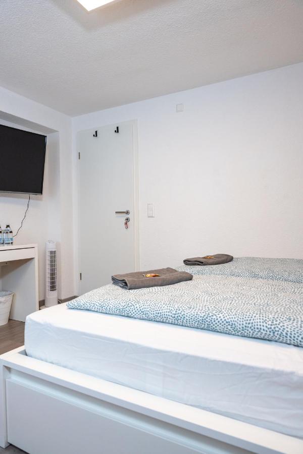 #3 Bequemes Zimmer Mit Pool Und Garten Memmingen Exterior photo