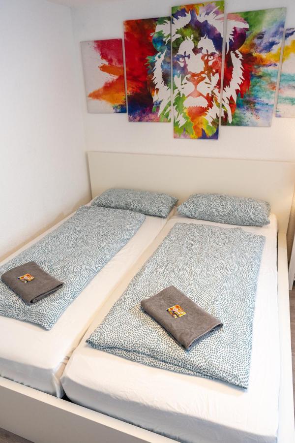#3 Bequemes Zimmer Mit Pool Und Garten Memmingen Exterior photo