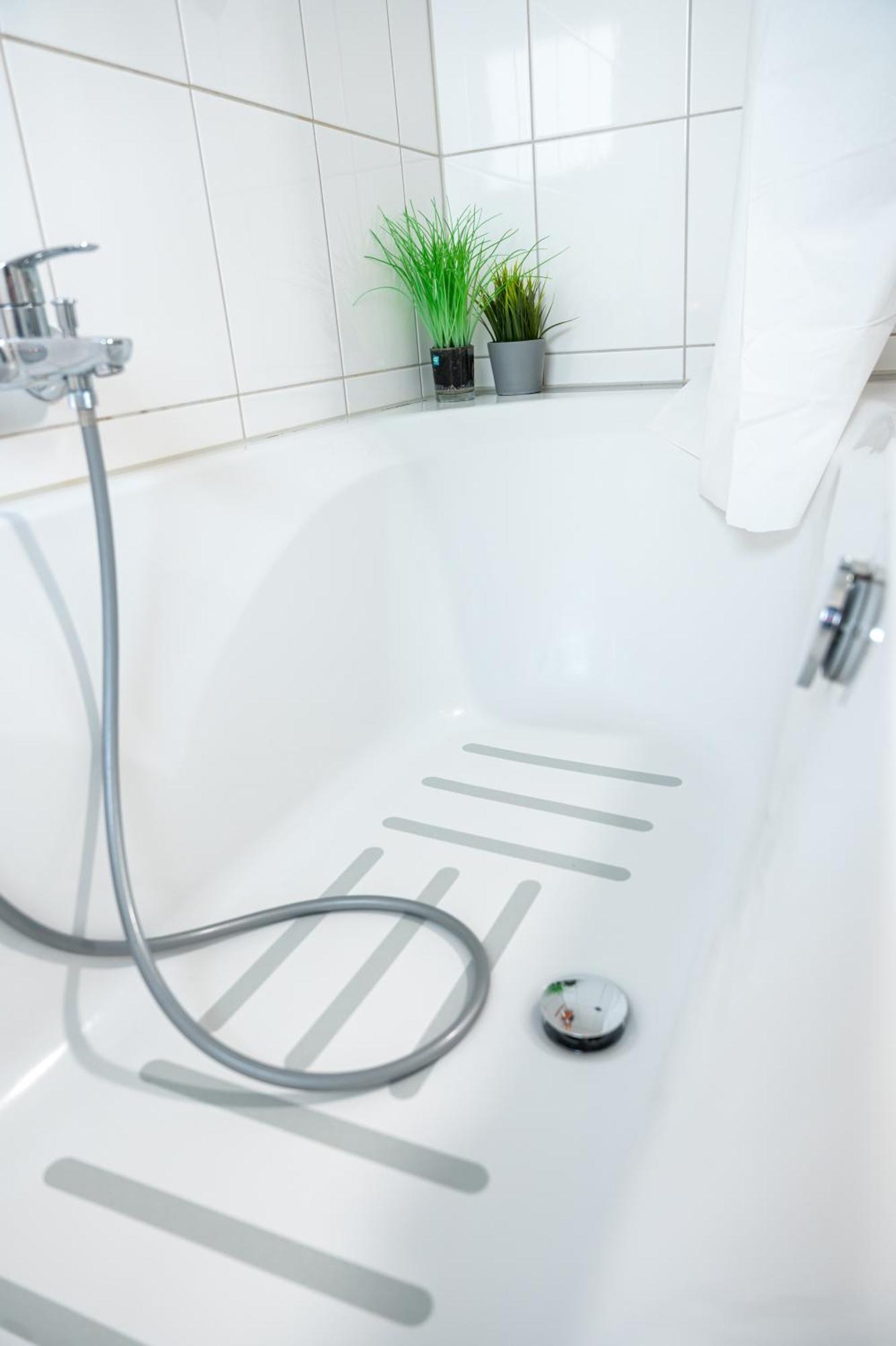 #3 Bequemes Zimmer Mit Pool Und Garten Memmingen Exterior photo